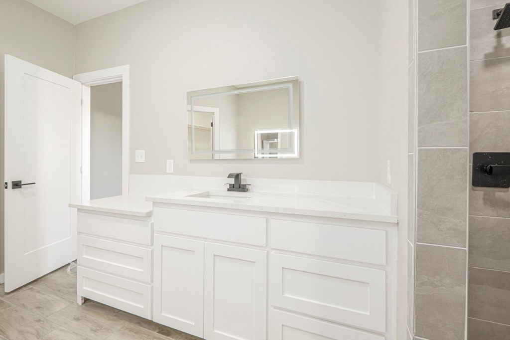 1001 Killdeer, Midland, Texas image 31