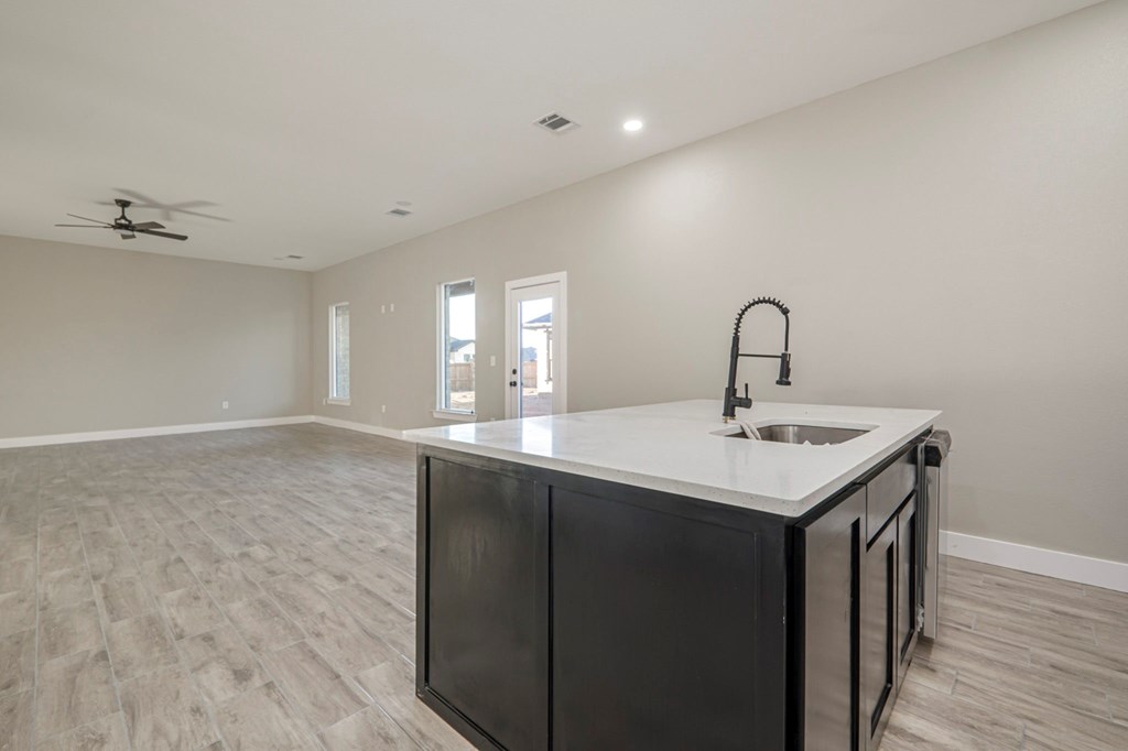 1001 Killdeer, Midland, Texas image 12