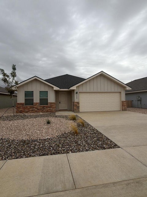 Homes For Rent - 2509 S County Rd 1100<br/> Midland, TX 79706