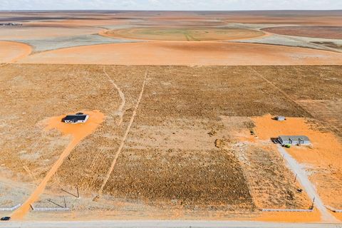 Vacant Land For Sale - TBD E County Rd 347<br/> Gaines County, Seminole, TX 79360