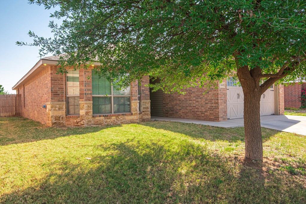 5805 Nolan Ryan Dr, Midland, Texas image 2
