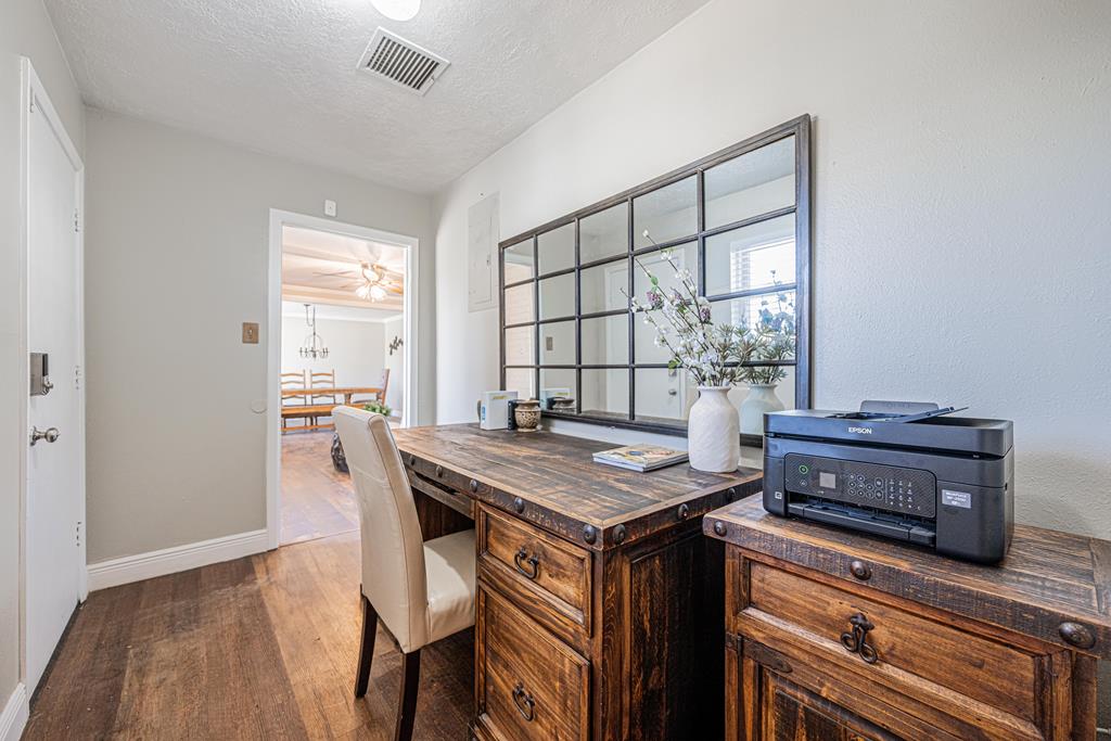 3602 Sinclair Ave, Midland, Texas image 26