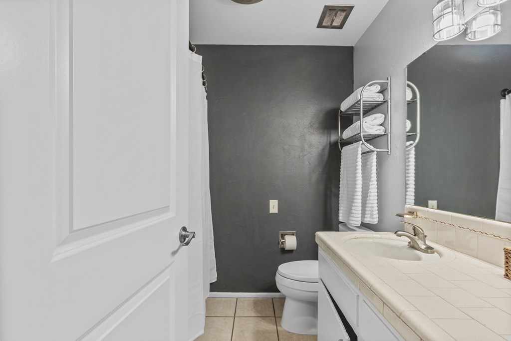 3319 Camarie Ave, Midland, Texas image 22