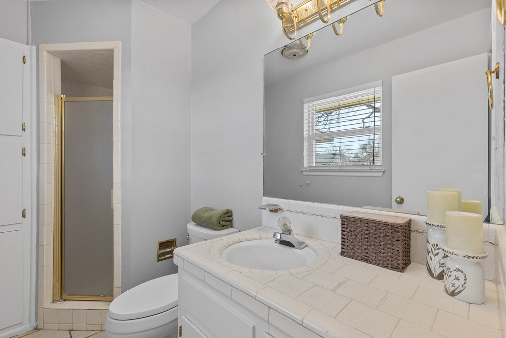 3319 Camarie Ave, Midland, Texas image 16