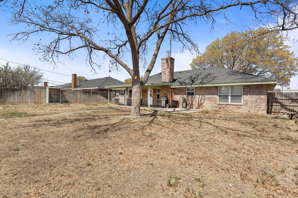 3319 Camarie Ave, Midland, Texas image 24