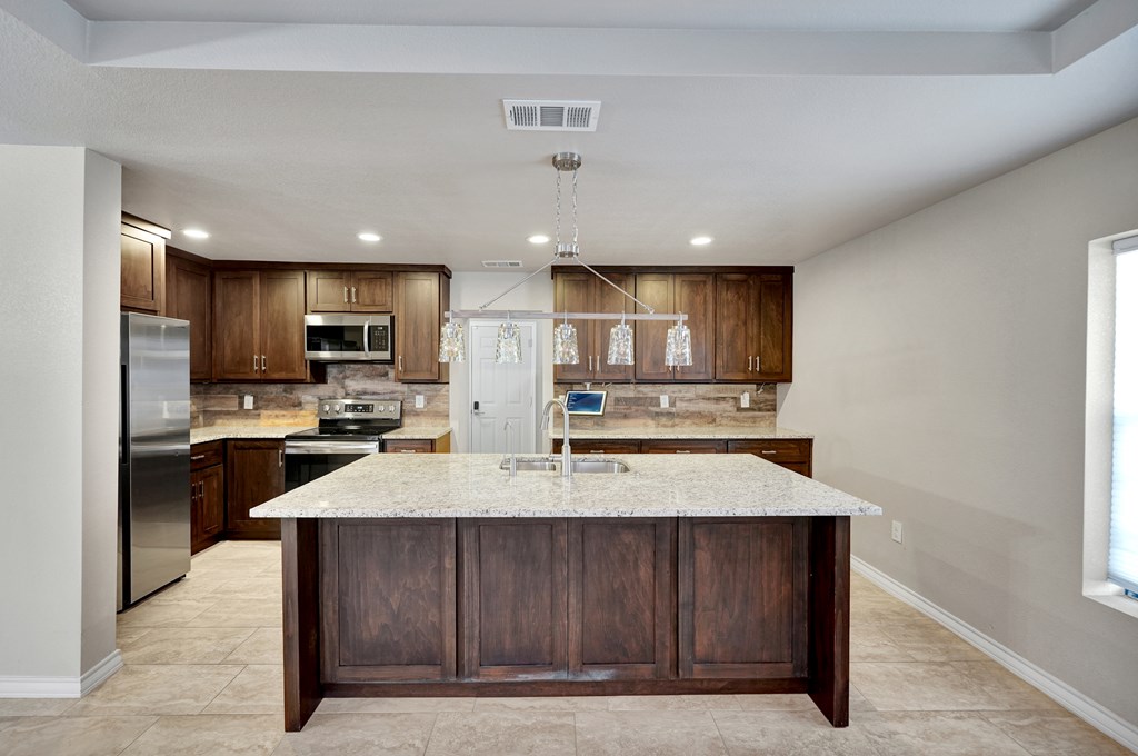 1901 College Ave, Midland, Texas image 8
