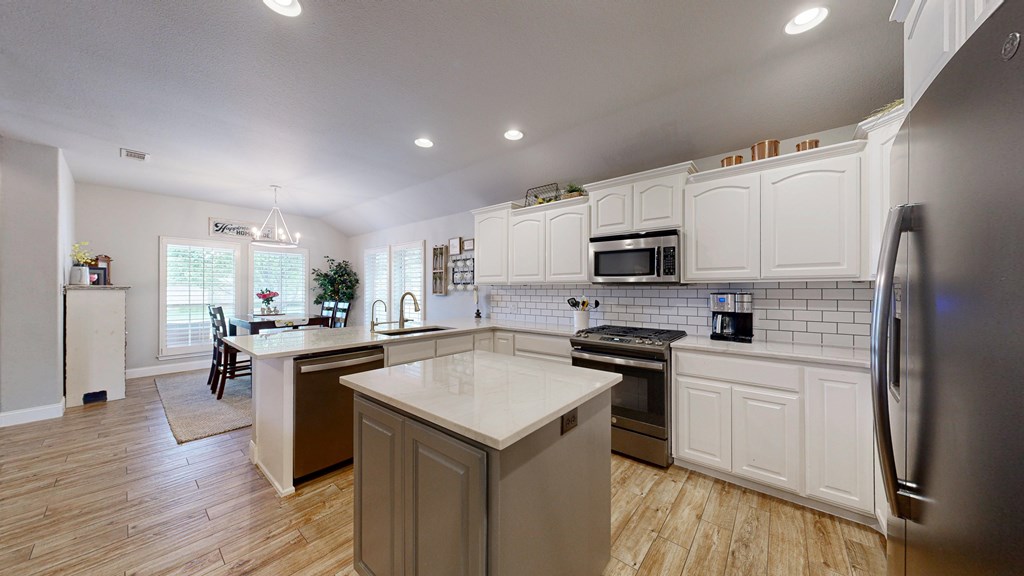 3212 Southridge Court, Midland, Texas image 8