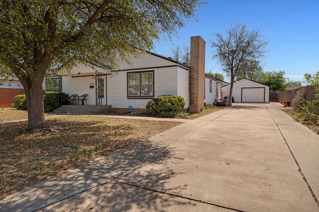 1600 Sycamore St, Big Spring, Texas image 2
