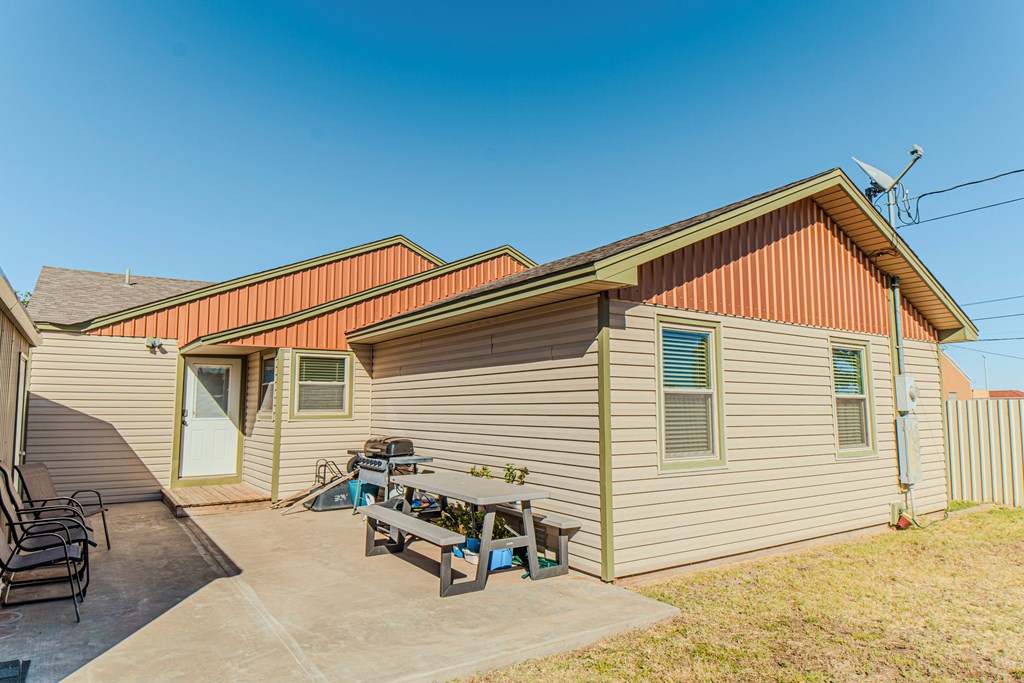803 SW Ave C, Seminole, Texas image 19