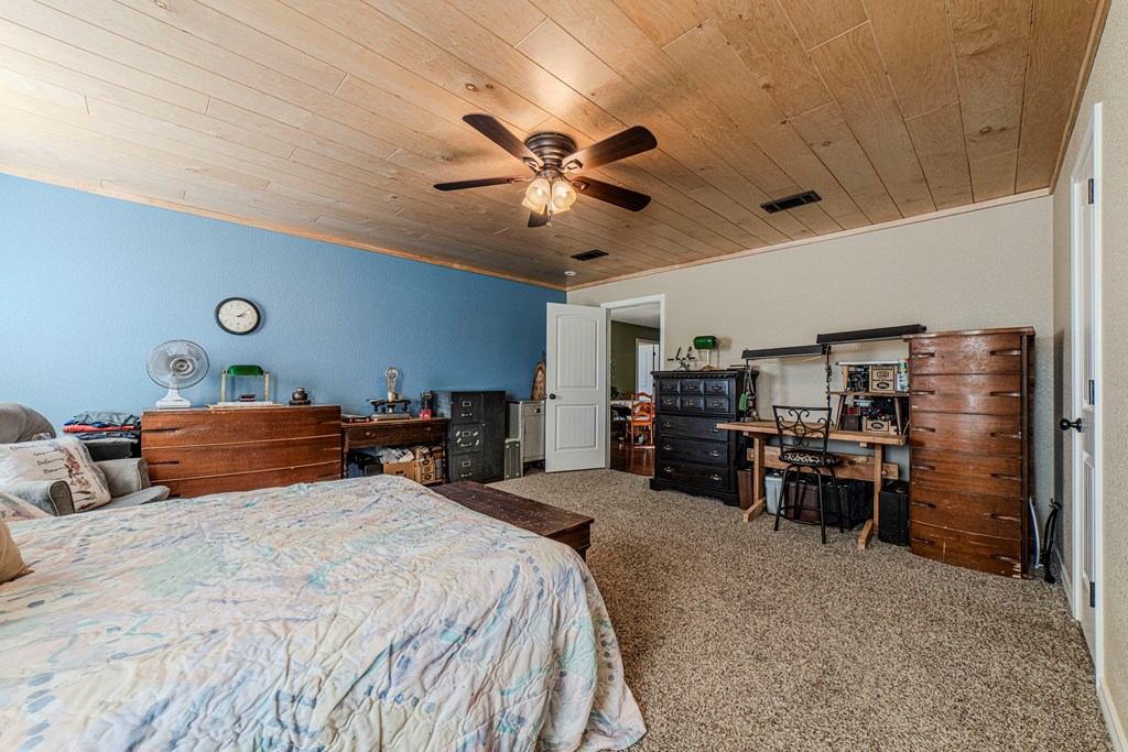 803 SW Ave C, Seminole, Texas image 12