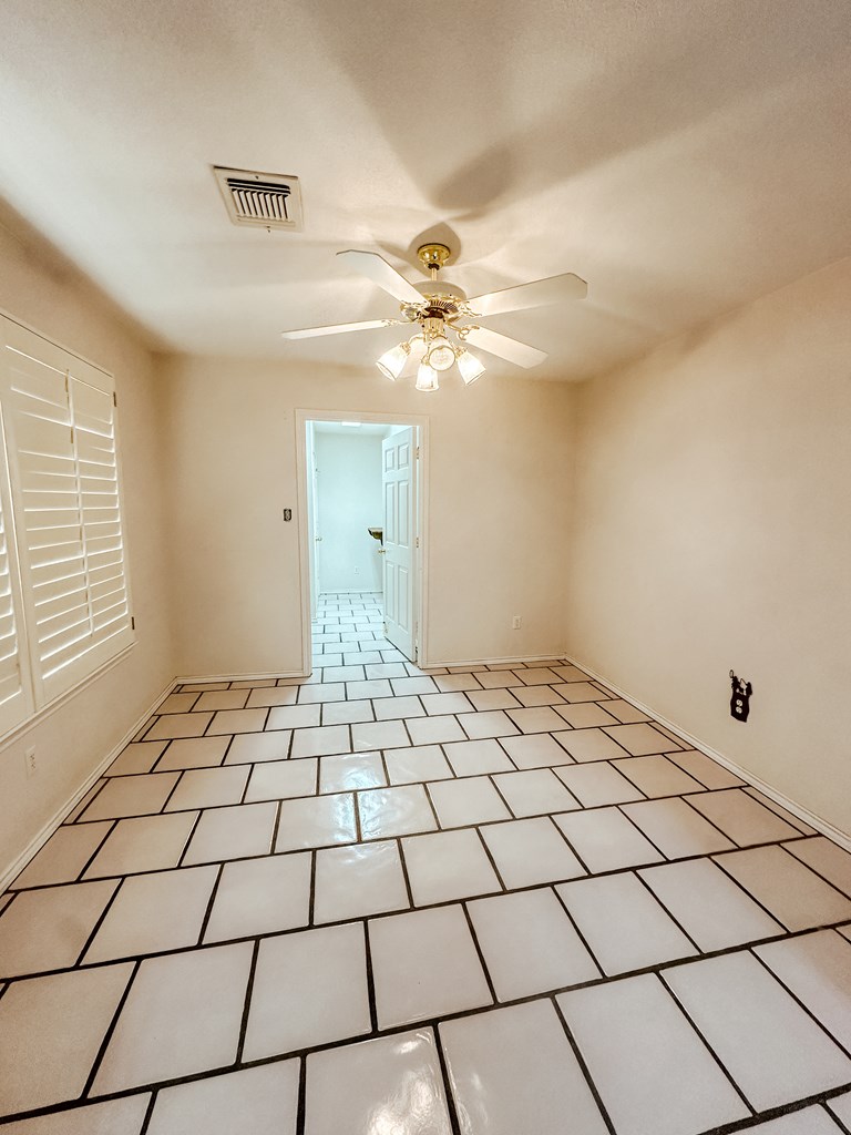 3301 Wedgwood, Midland, Texas image 8