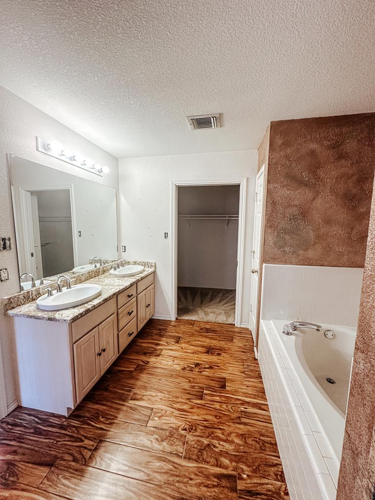 3301 Wedgwood, Midland, Texas image 12