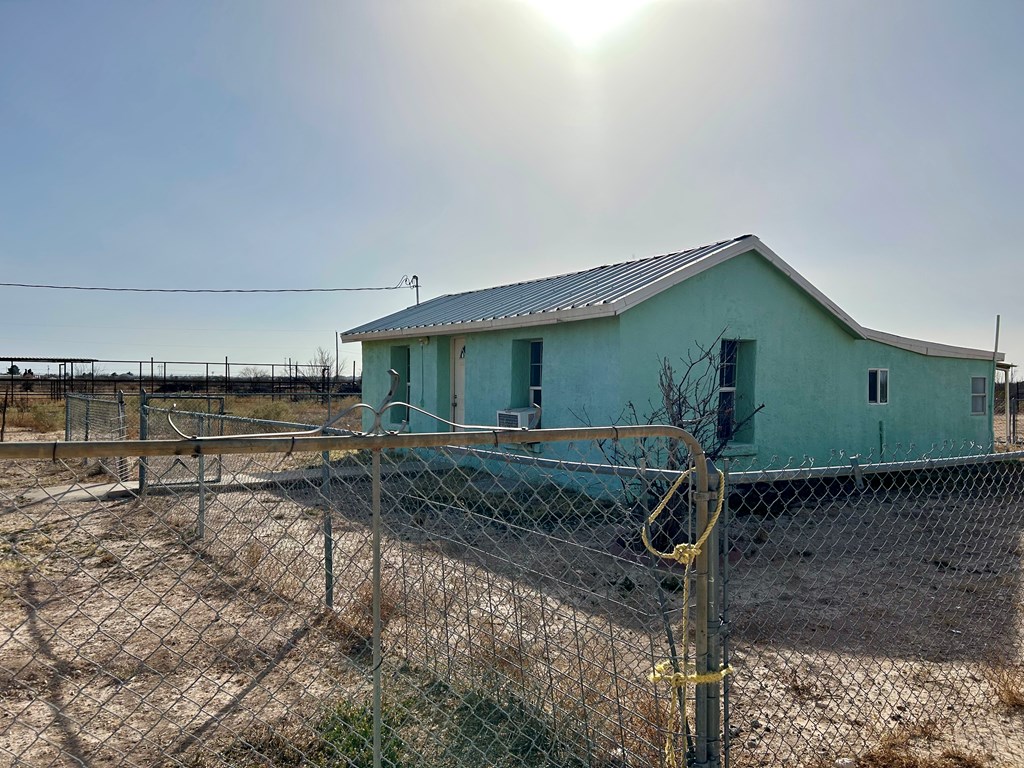 5183 N Hwy 18, Fort Stockton, Texas image 3