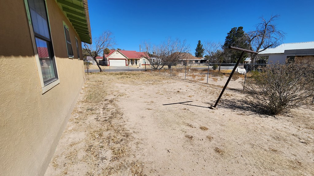 308 N Rollins St, Fort Stockton, Texas image 20