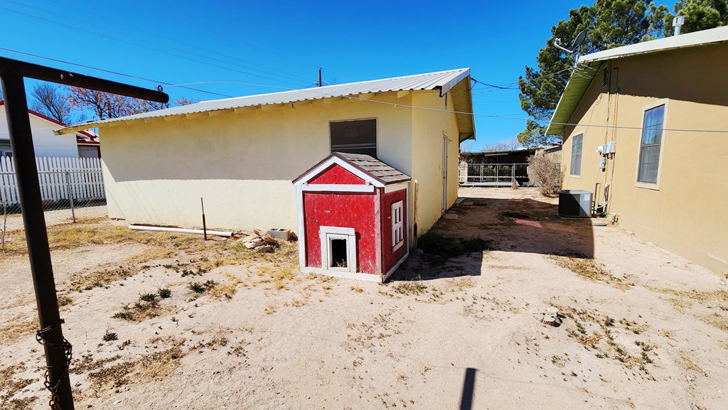 308 N Rollins St, Fort Stockton, Texas image 18
