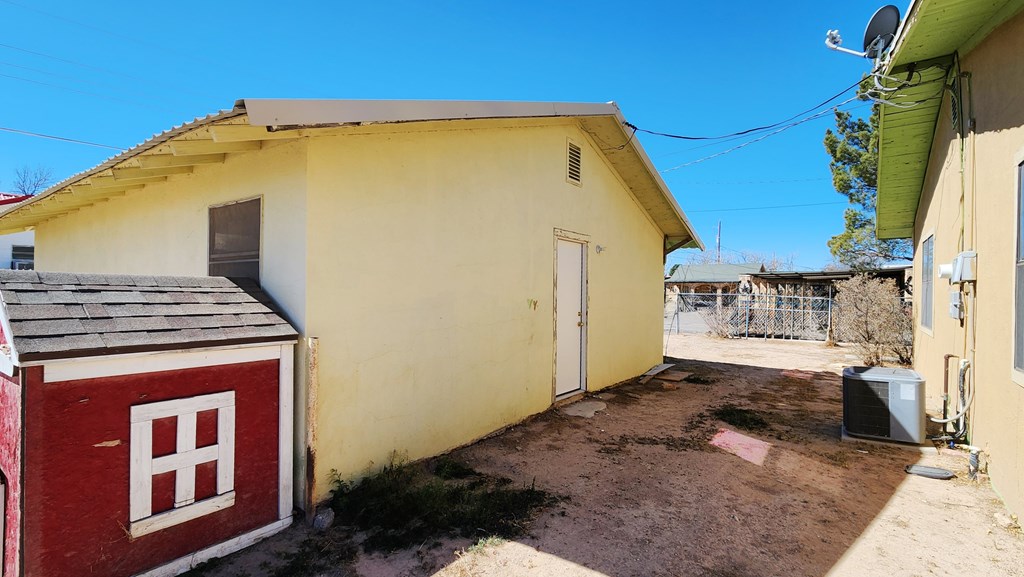 308 N Rollins St, Fort Stockton, Texas image 19