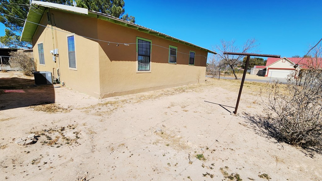 308 N Rollins St, Fort Stockton, Texas image 17