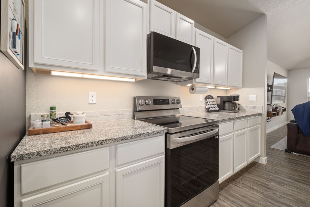 1221 Bourbon St, Odessa, Texas image 13