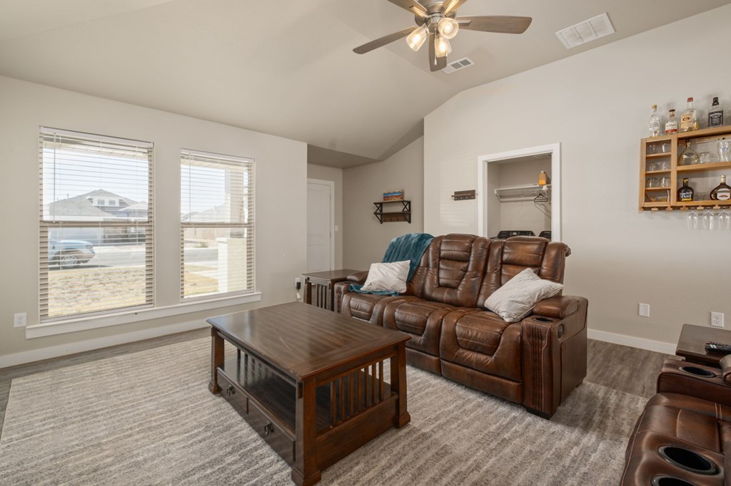 1221 Bourbon St, Odessa, Texas image 7
