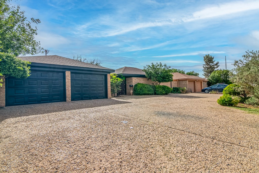 1017 Ward St, Midland, Texas image 2