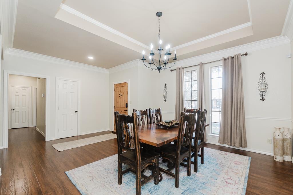 4902 Foxboro Court, Midland, Texas image 4