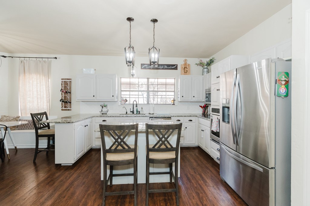 4902 Foxboro Court, Midland, Texas image 8