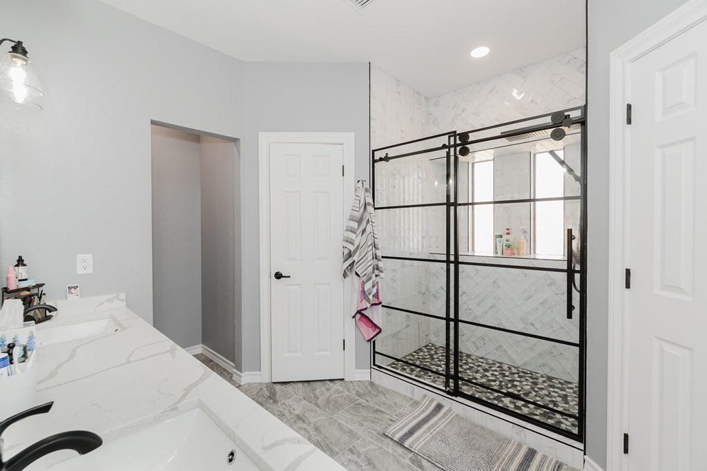 4902 Foxboro Court, Midland, Texas image 18