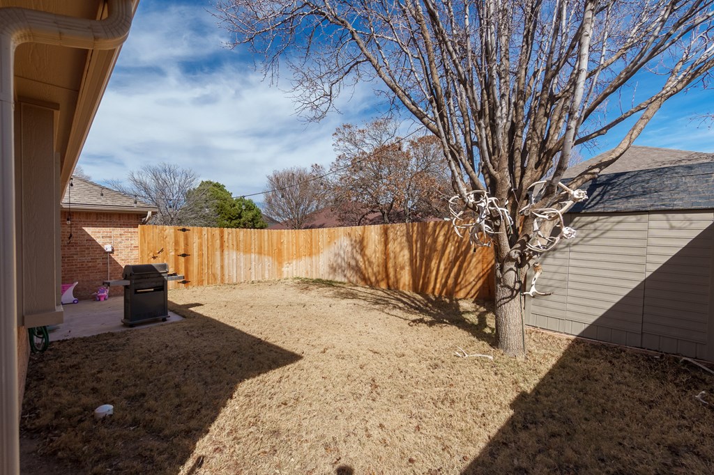 4902 Foxboro Court, Midland, Texas image 25