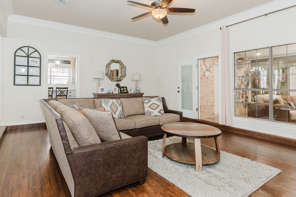 4902 Foxboro Court, Midland, Texas image 12