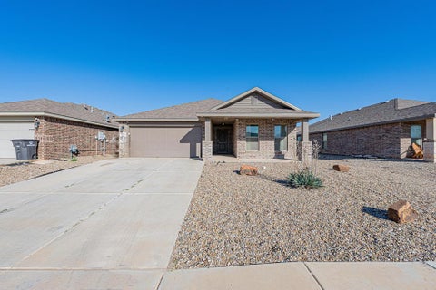 Homes For Sale - 1403 Brand Lane<br/> Midland, TX 79705