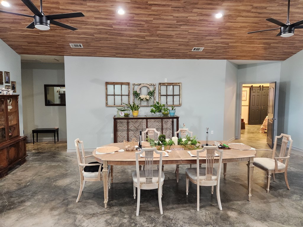 24501 S County Rd 1210, Midland, Texas image 23
