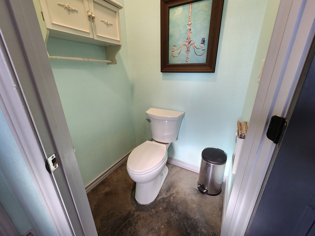 24501 S County Rd 1210, Midland, Texas image 32
