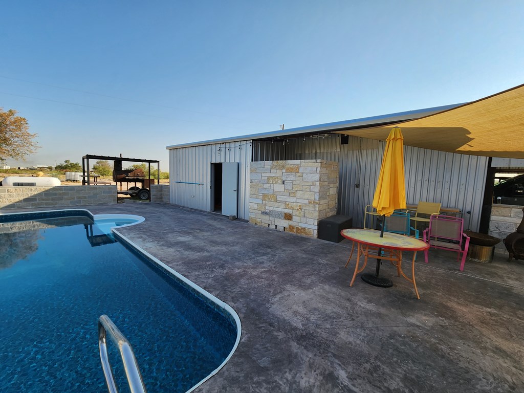 24501 S County Rd 1210, Midland, Texas image 7