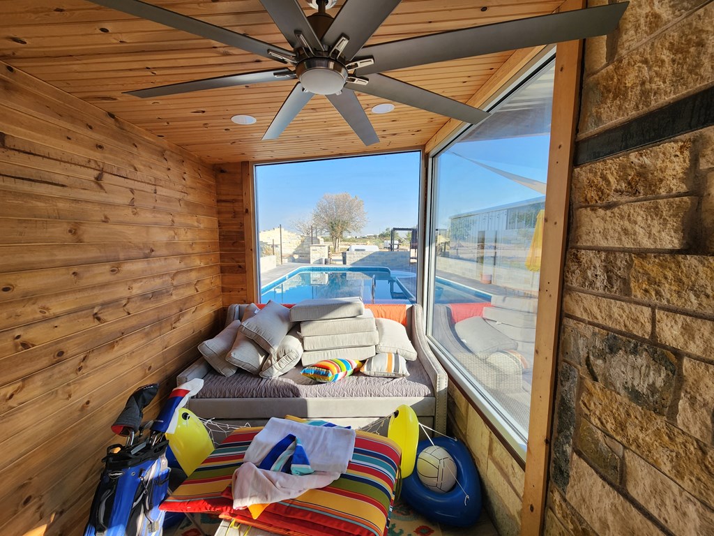 24501 S County Rd 1210, Midland, Texas image 12