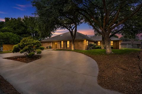 Homes For Sale - 4110 Godfrey St<br/> Midland County, Midland, TX 79707