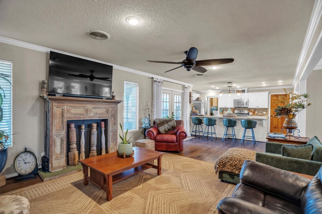 904 E 18th St, Colorado City, Texas image 3