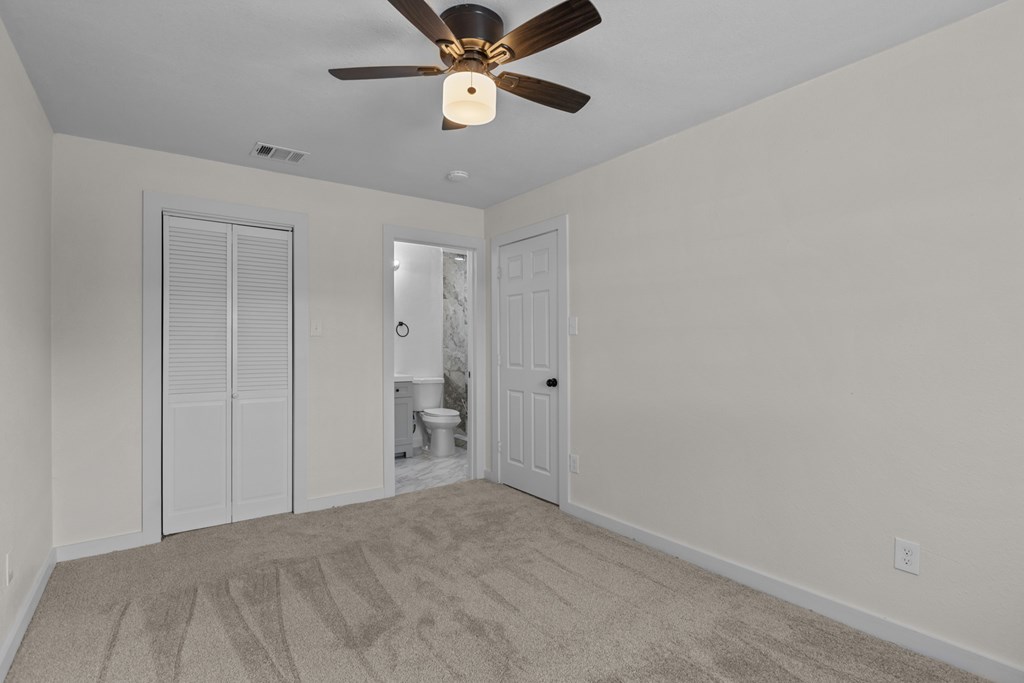 201 E Pine Ave, Midland, Texas image 18