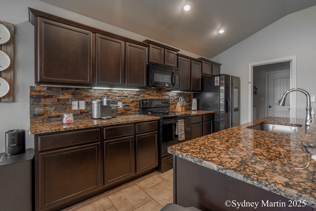 810 E 94th St, Odessa, Texas image 9