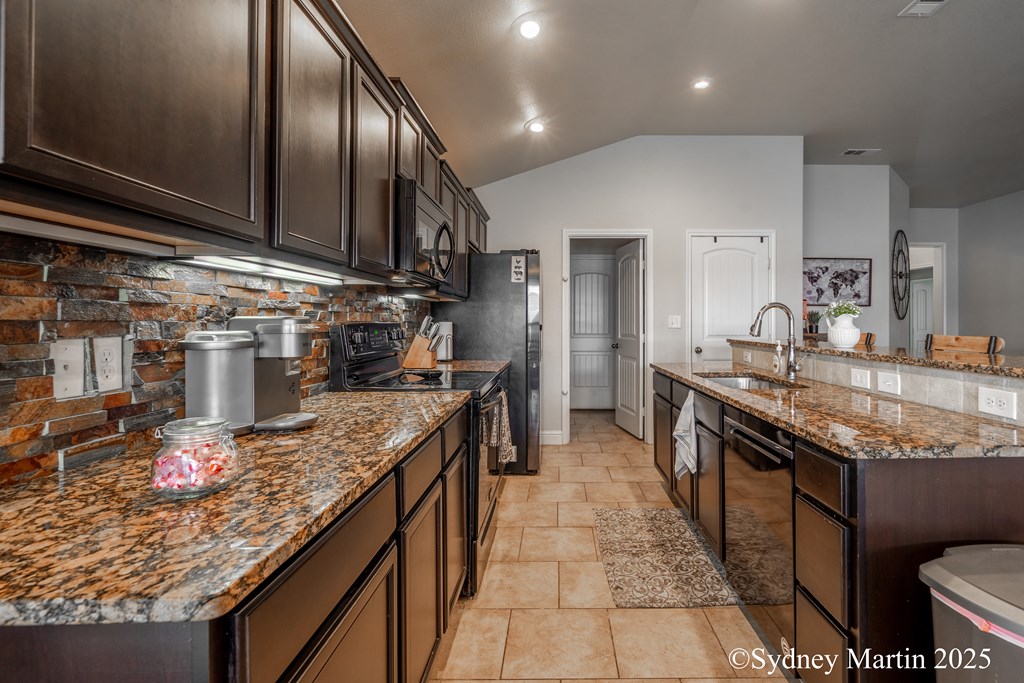 810 E 94th St, Odessa, Texas image 10