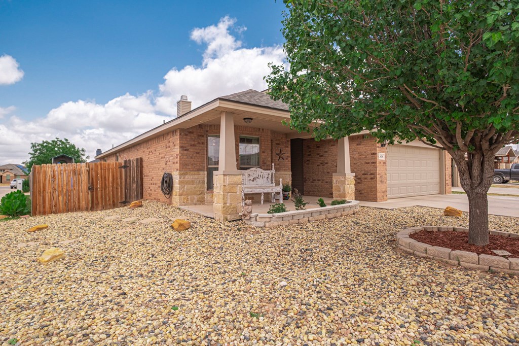 508 E Comiskey, Midland, Texas image 2