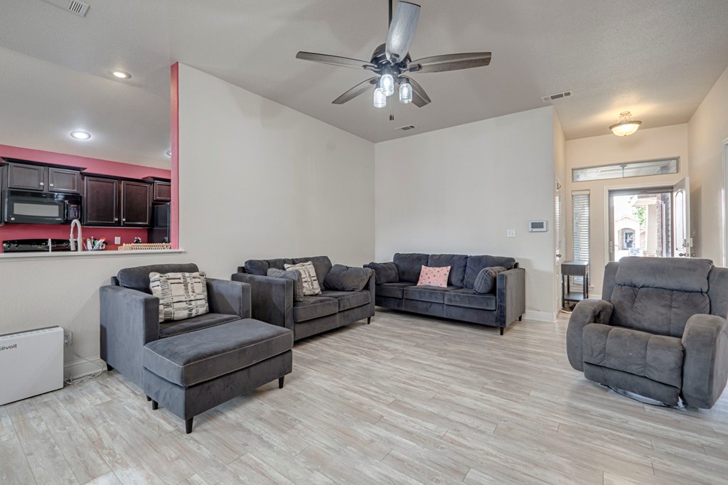508 E Comiskey, Midland, Texas image 6