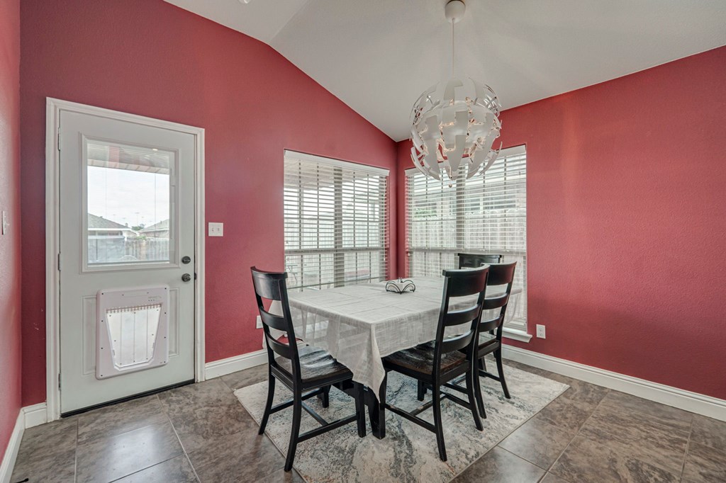 508 E Comiskey, Midland, Texas image 8