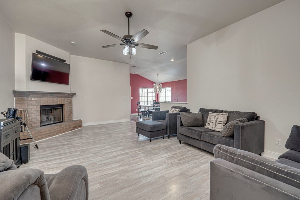 508 E Comiskey, Midland, Texas image 4
