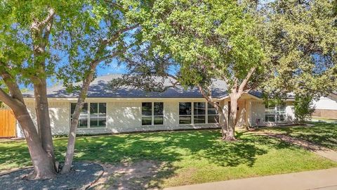 Homes For Sale - 3204 Shell Ave<br/> Midland, TX 79705