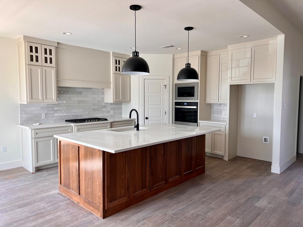 4504 Clear Fork Court, Midland, Texas image 3