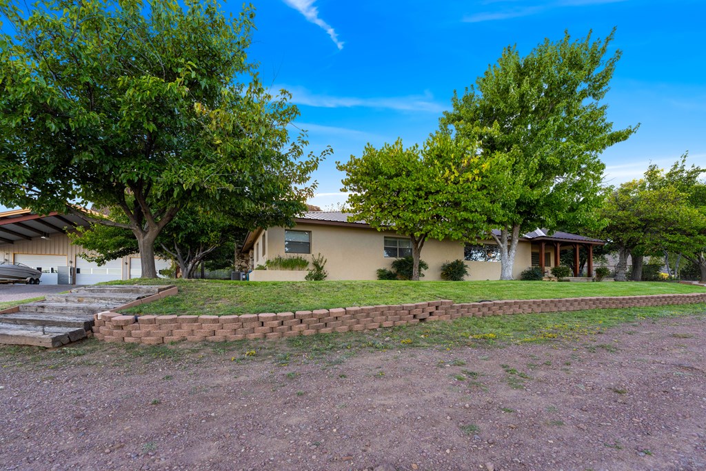 43153 Fm 1703, Alpine, Texas image 4