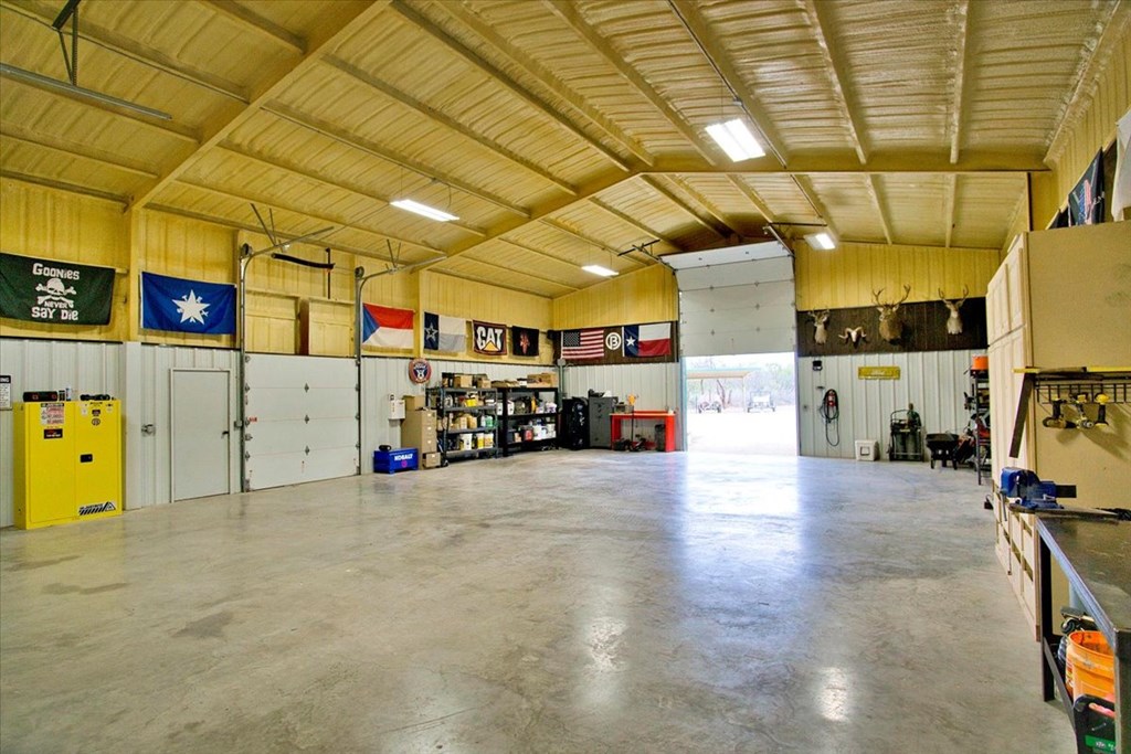 2100 Hurley Rd, Robert Lee, Texas image 6