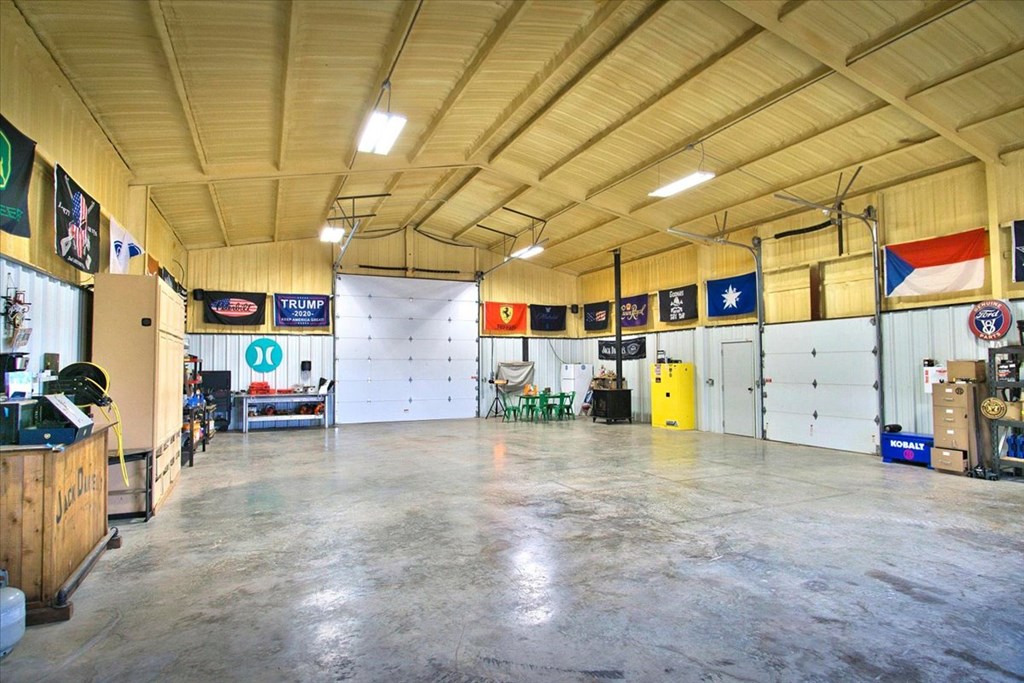 2100 Hurley Rd, Robert Lee, Texas image 9