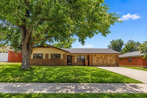 Homes For Sale - 2606 Carol Ave<br/> Howard County, Big Spring, TX 79720
