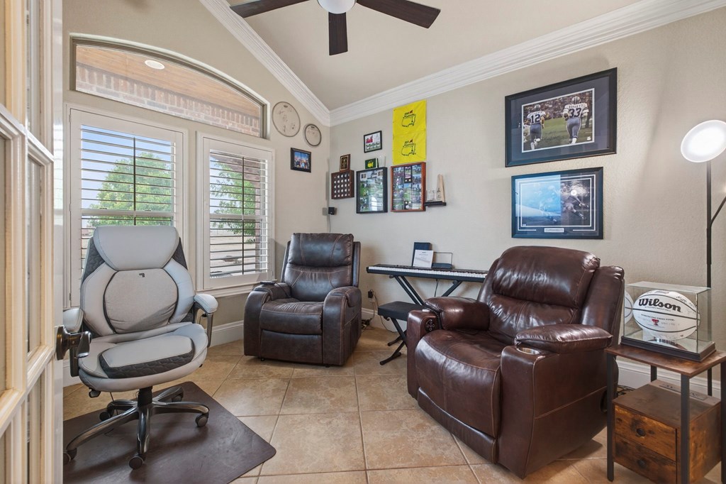 6407 Saddle Horn Lane, Midland, Texas image 24